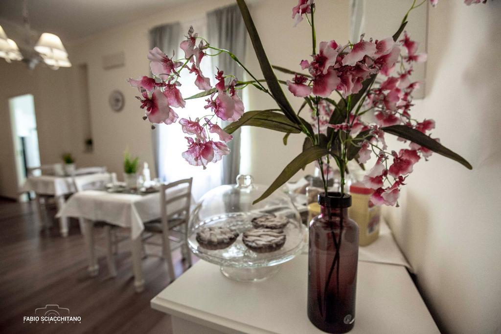 Ciuri Ciuri B&B Palermo Eksteriør billede
