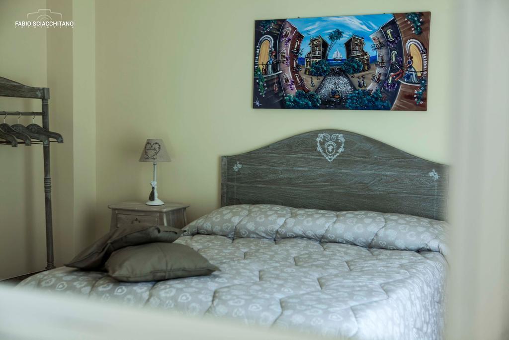 Ciuri Ciuri B&B Palermo Værelse billede